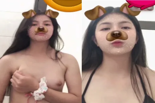 Nhớ anh em phô ngực khi facetime